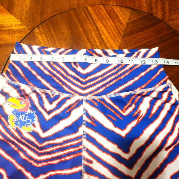 Women's KU Kansas University Leggings Size Medium - Picture 3 of 6